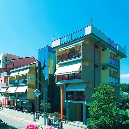 Hotel Residence Margherita Tortoreto Εξωτερικό φωτογραφία