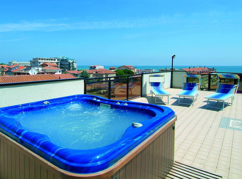 Hotel Residence Margherita Tortoreto Εξωτερικό φωτογραφία