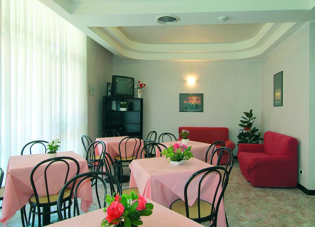 Hotel Residence Margherita Tortoreto Εξωτερικό φωτογραφία