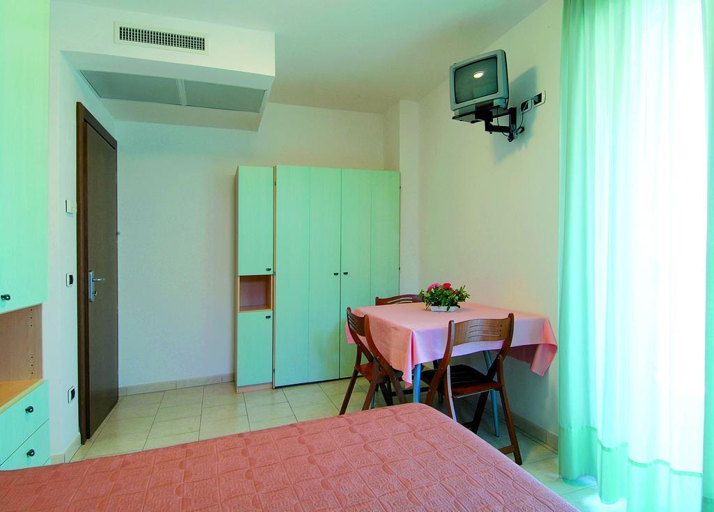 Hotel Residence Margherita Tortoreto Εξωτερικό φωτογραφία